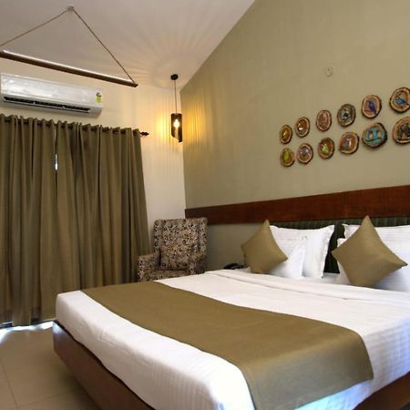 Baghvann Jungle Resort Kolara ภายนอก รูปภาพ