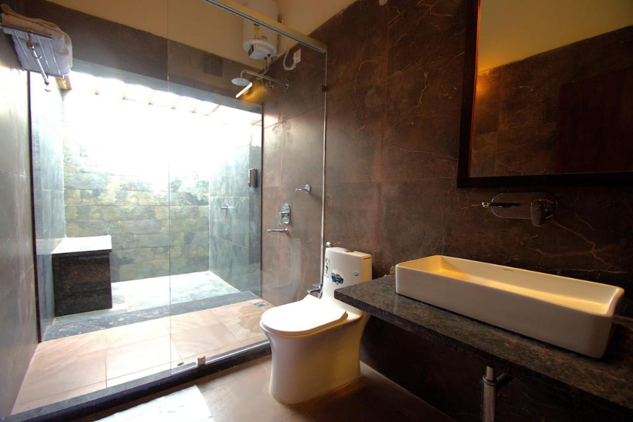 Baghvann Jungle Resort Kolara ภายนอก รูปภาพ